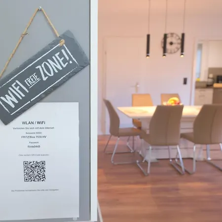 Work & Serviced Apartment *